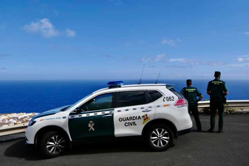 Cabildo de El Hierro felicita a la Guardia Civil por el día de su Patrona