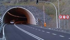 Obras Públicas adjudica una actuación de mejora en el túnel de Los Roquillos por 4,5 millones